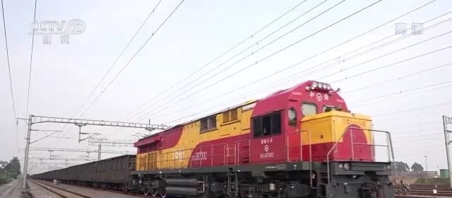 一“路”暢通丨“陸改水”多式聯(lián)運(yùn)顯優(yōu)勢，保障物流通道高效運(yùn)轉(zhuǎn)